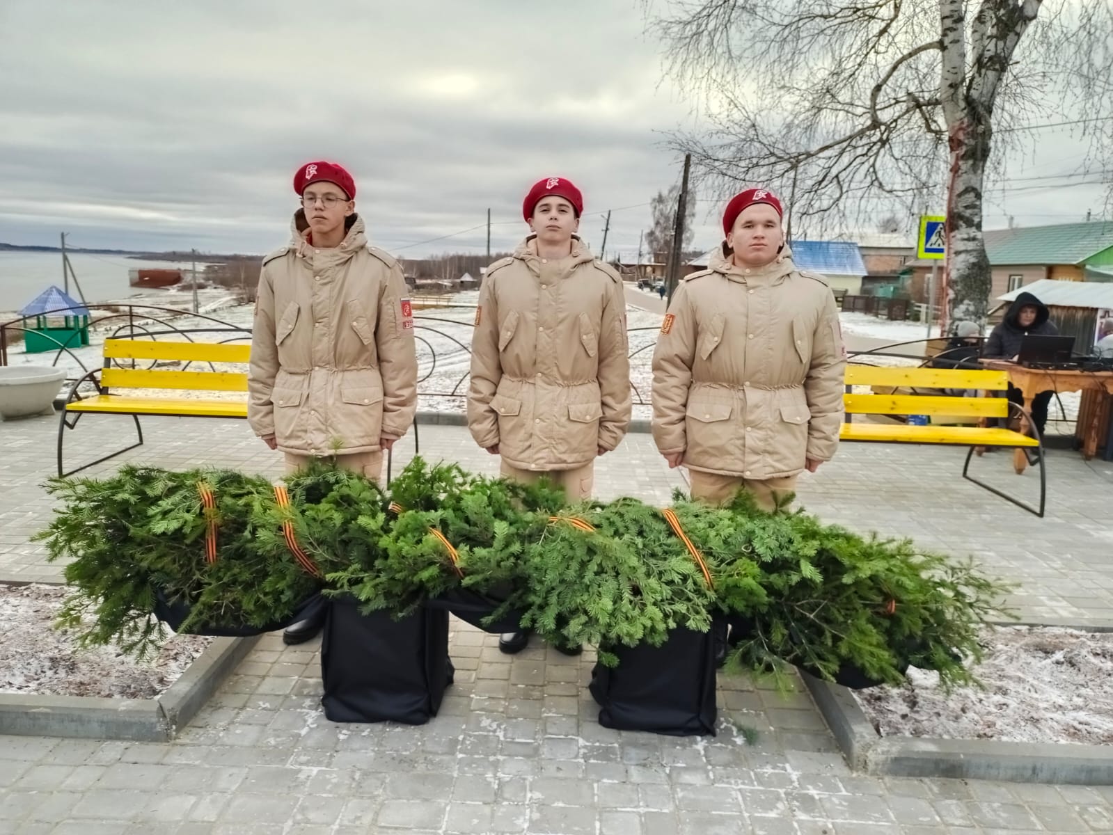 Открытие памятника воинам – землякам, участникам Великой Отечественной войны.