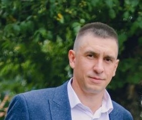 Головач Максим Владимирович.